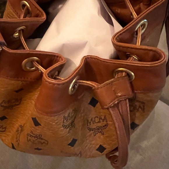 MCM Tan Leather Shoulder Bag - Picture 6 of 9